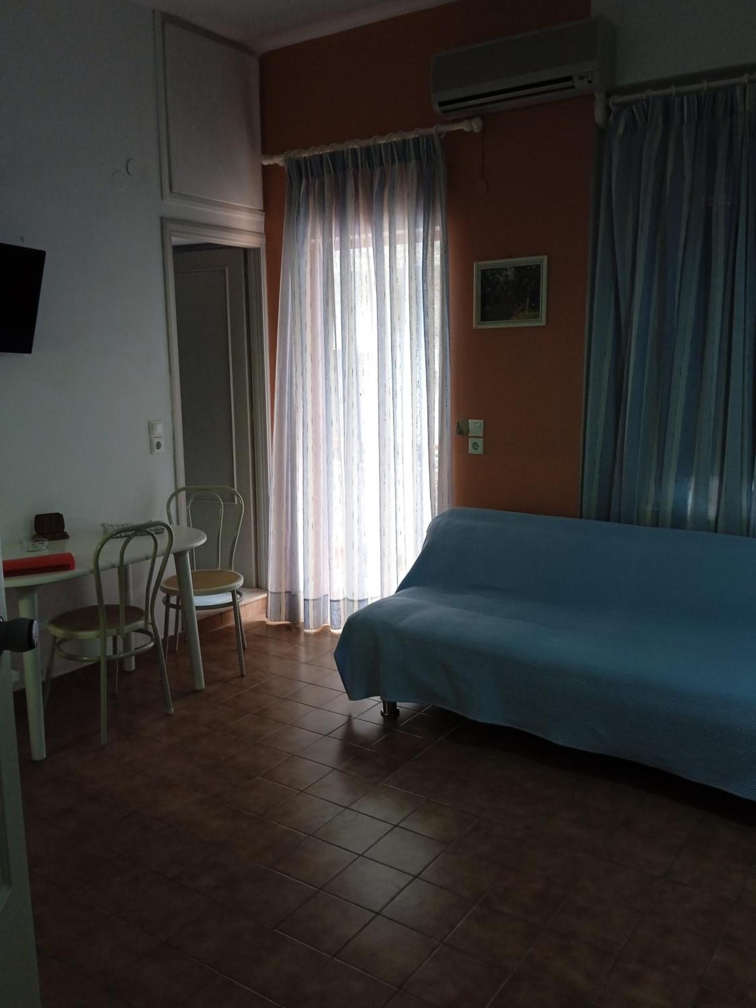 Ilona Apartments Chania Kato Daratso Oda fotoğraf