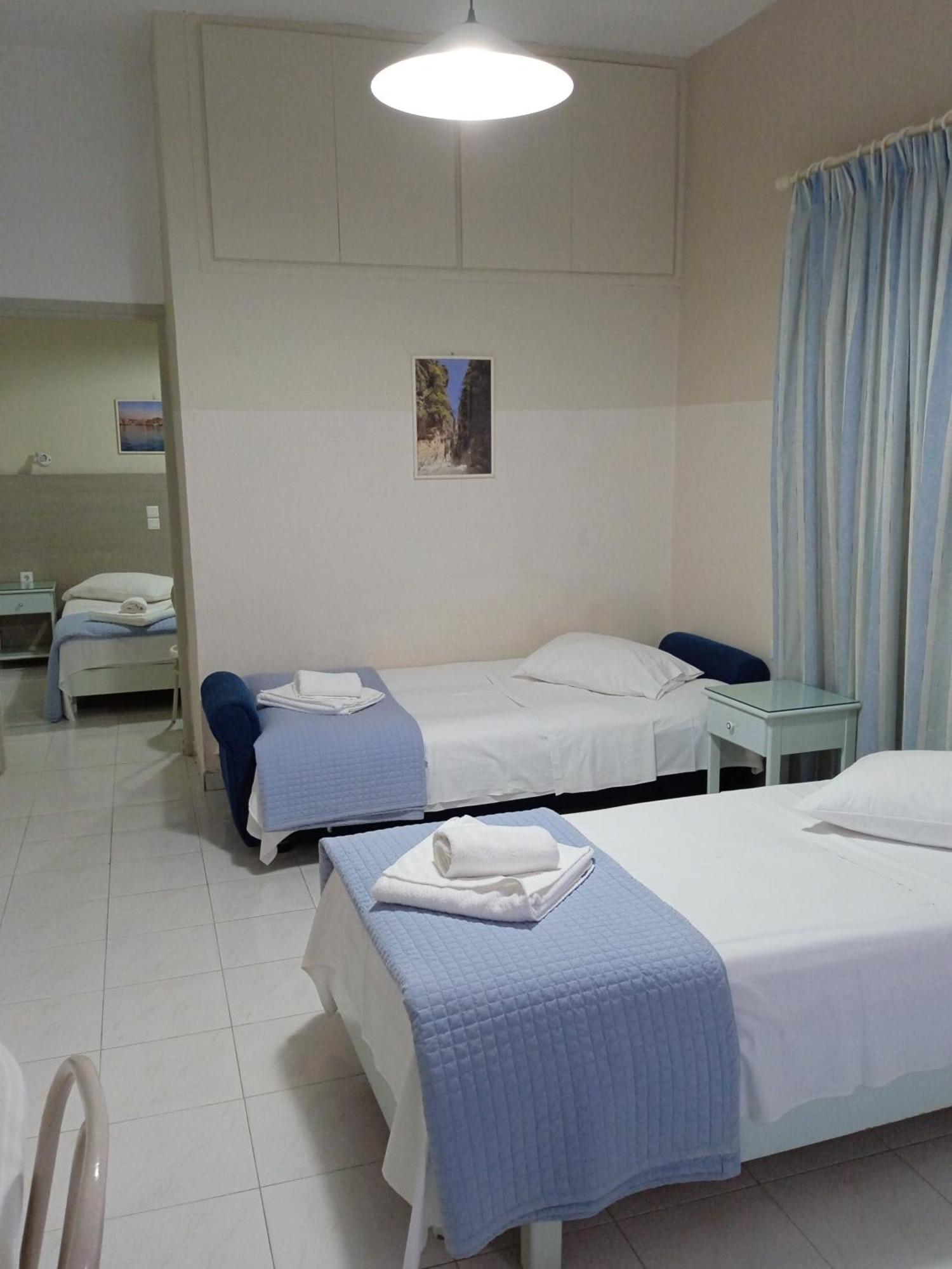 Ilona Apartments Chania Kato Daratso Oda fotoğraf
