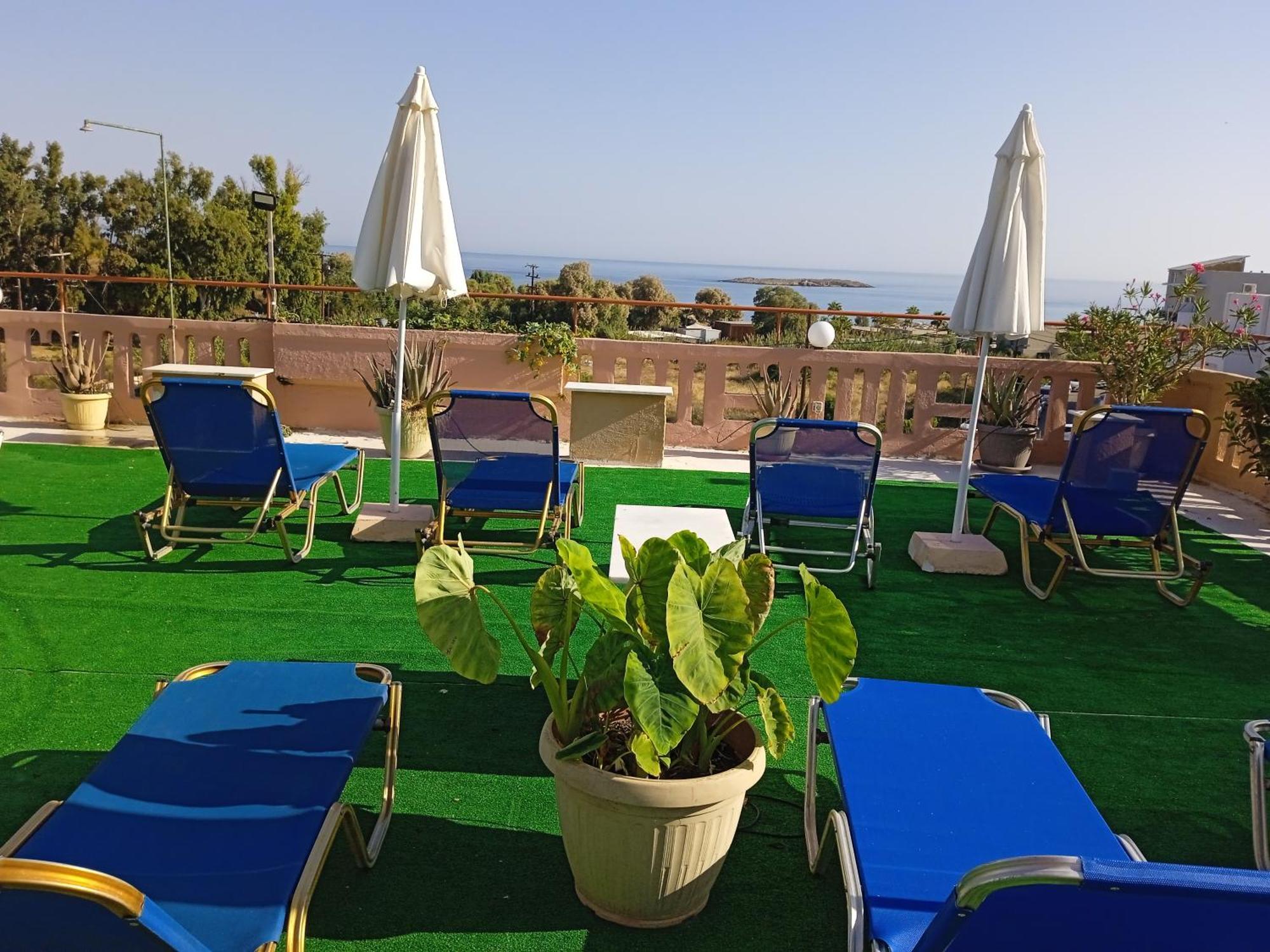 Ilona Apartments Chania Kato Daratso Oda fotoğraf